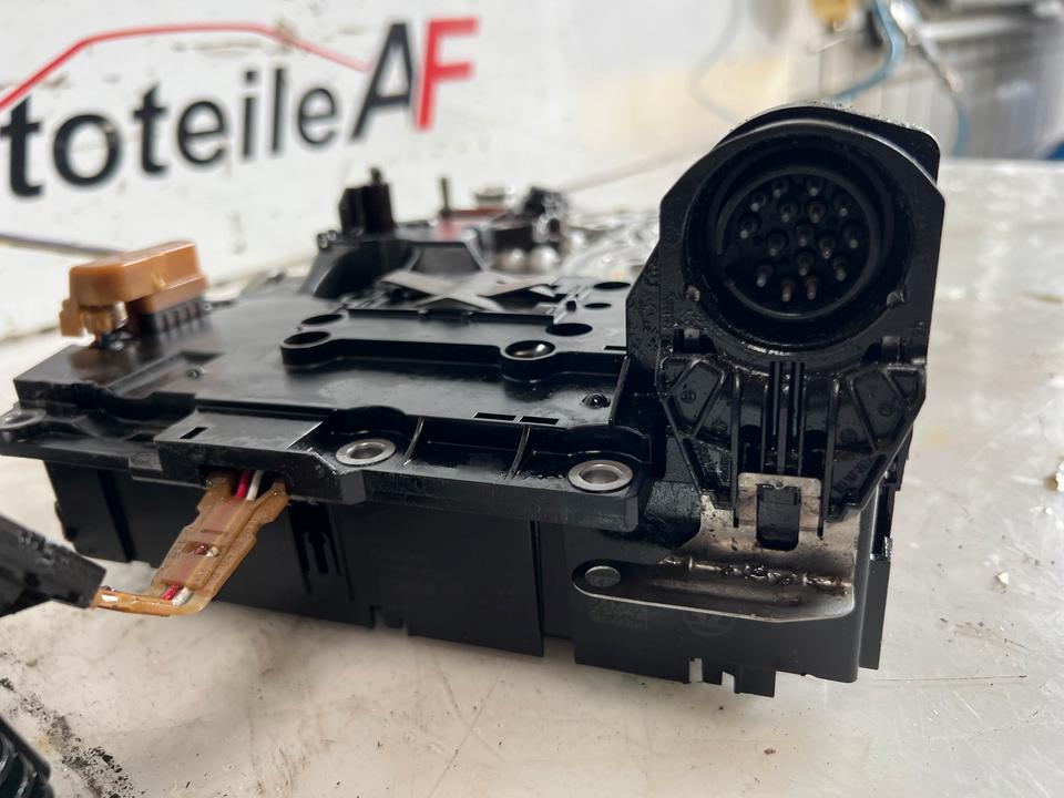 BMW 3er F30 F31 328i 8HP-45 Mechatroik Schiebekasten 1087327175 – Bild 11