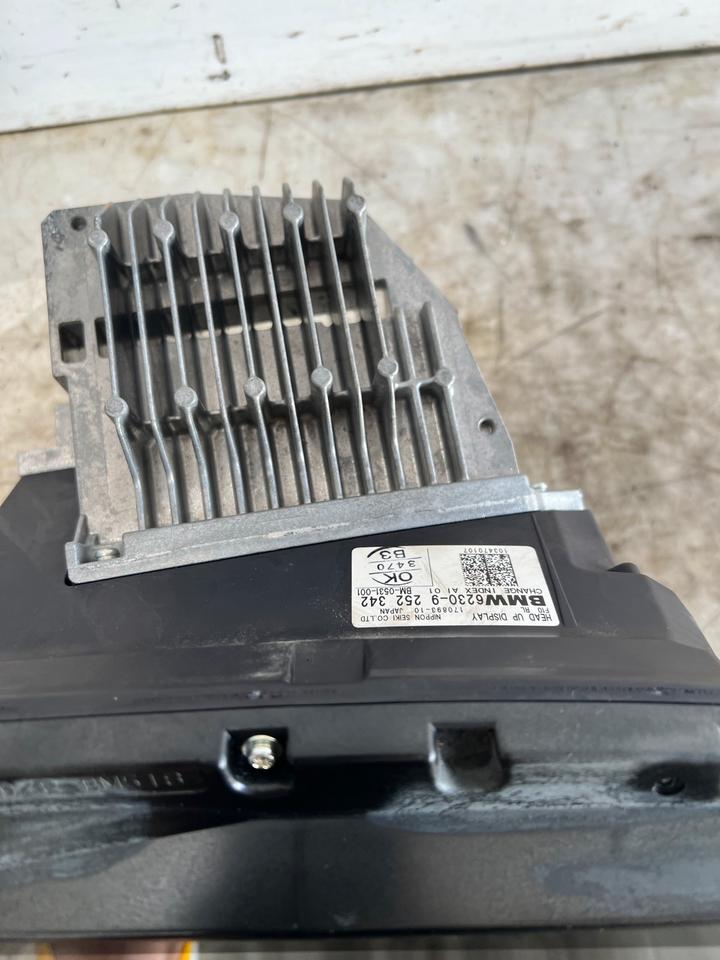 BMW 5er F10 F11 Display Bildschirm Armaturenbrett 9252342 – Bild 3