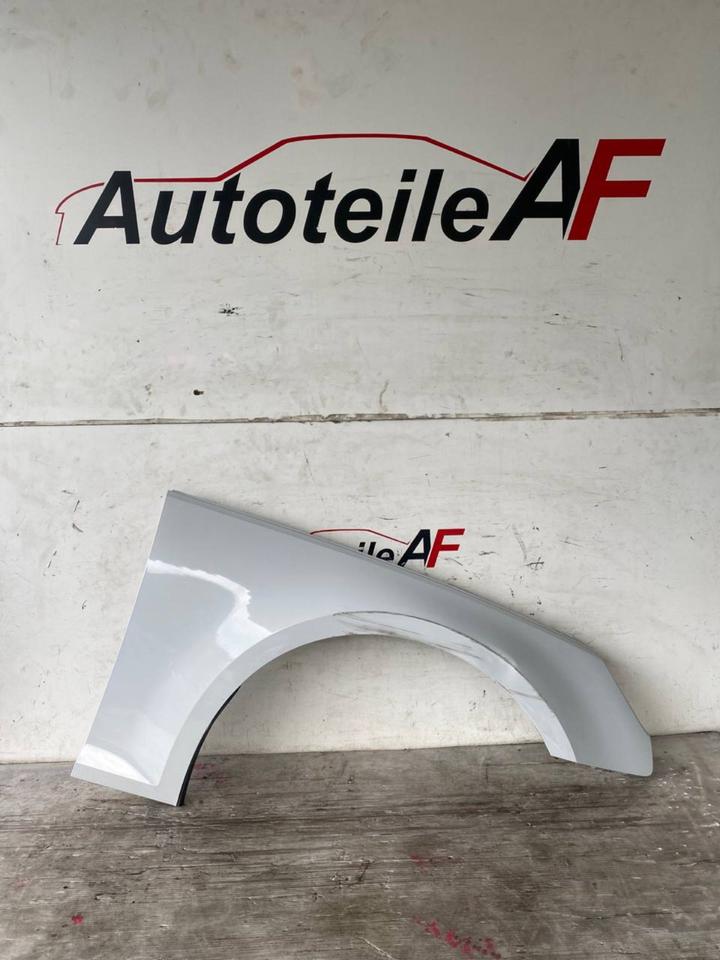 Audi A4 B9 8W Kotflügel Vorne Rechts LS9R