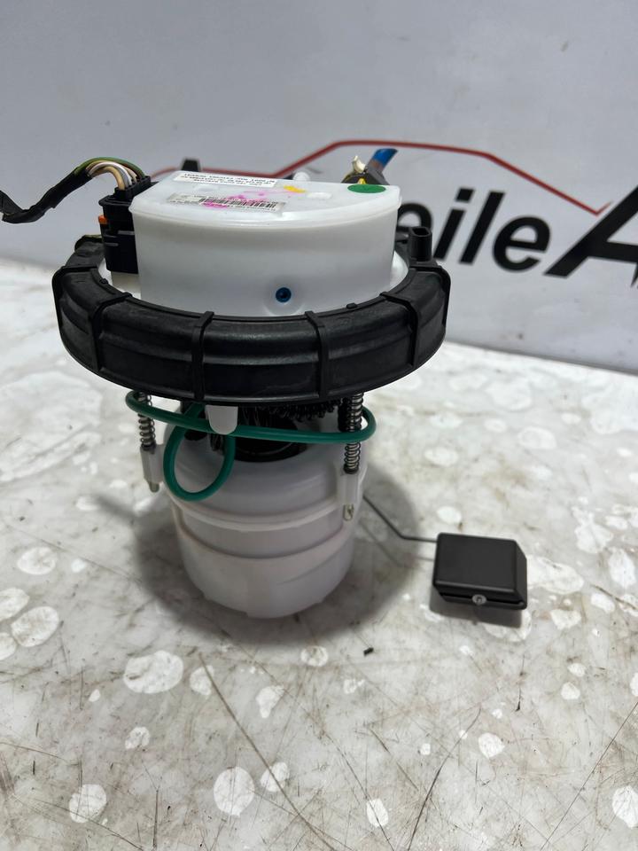 Opel Corsa F 1.2 Benzinpumpe Kraftstoffpumpe 9842578680 – Bild 3