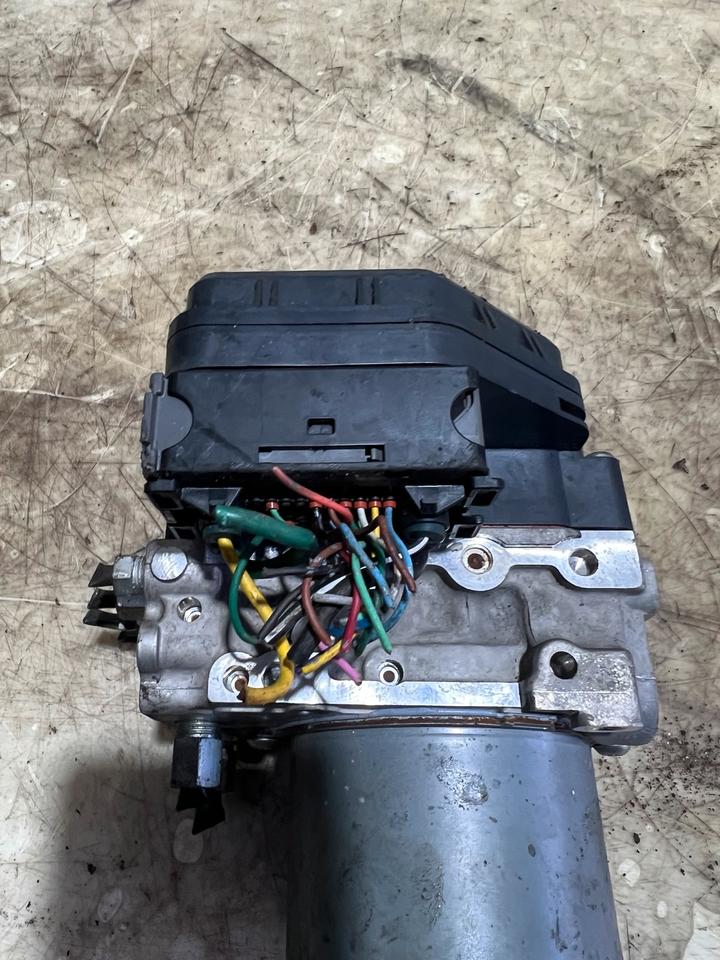 Nissan Fugo ABS Block Steuergerät Hydraulikblock 476601MA0A – Bild 8