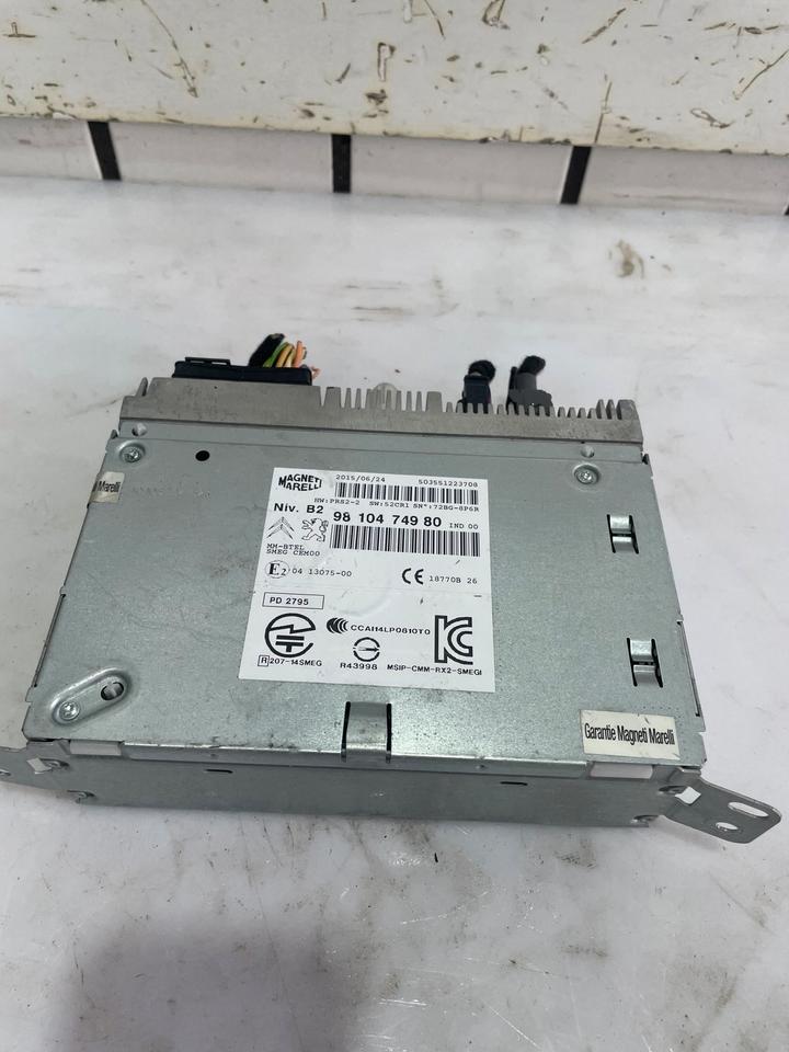 Peugeot 308 II Radio Steuergerät Empfangseinheit 9810474980 – Bild 2