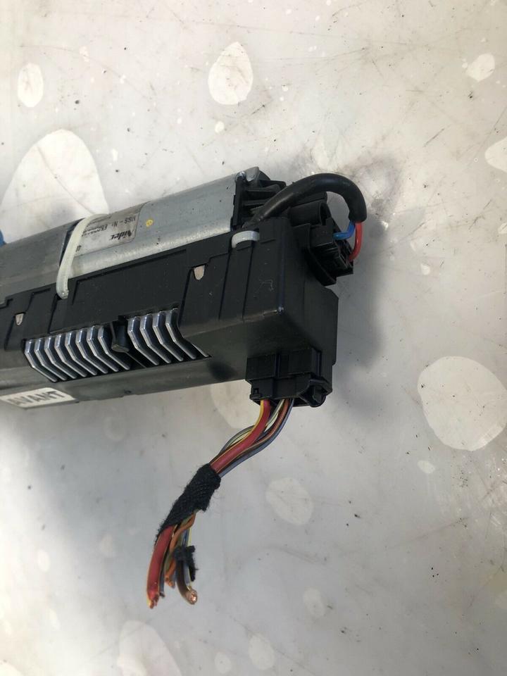 Audi A4 B8 8K Elektrische Heckklappenöffner 8K9827851 8K9827852 – Bild 14