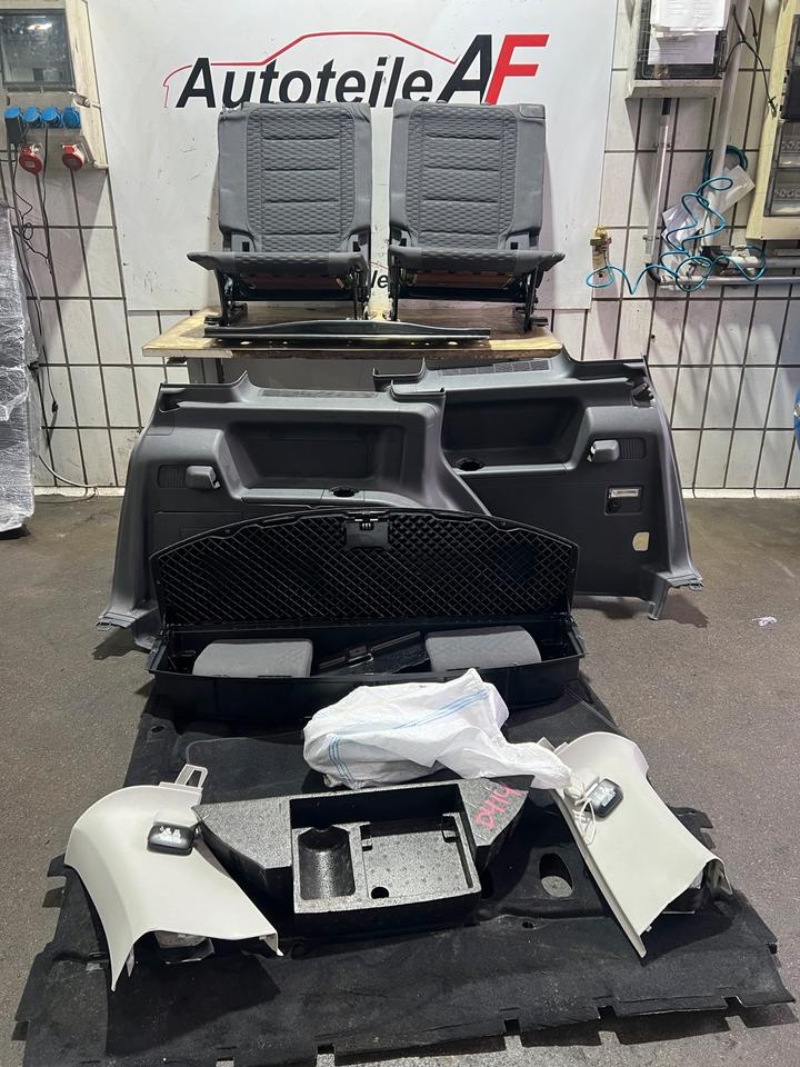 VW Touran 1T1 1T2 GP1 3.Reihe Sitzreihe Rücksitzbank Sitze Hinten