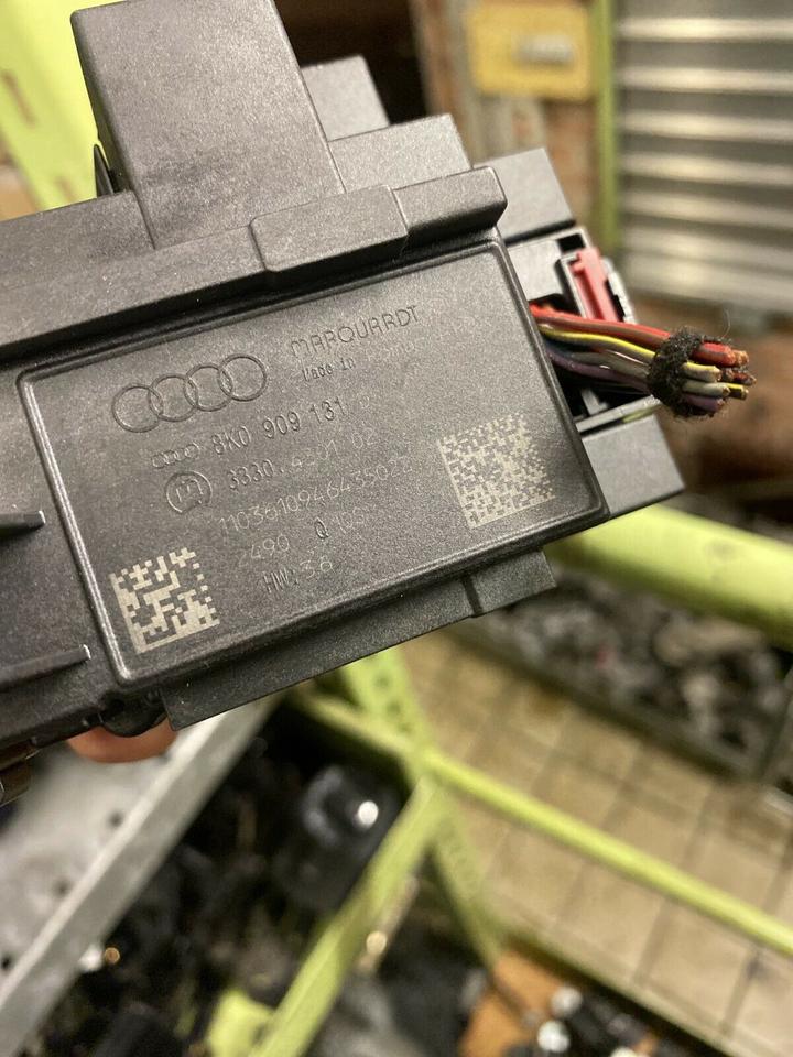 Audi A4 B8 A5 8T Q5 8R Zündschloss Schloss Schüssel 8K0909131 – Bild 3