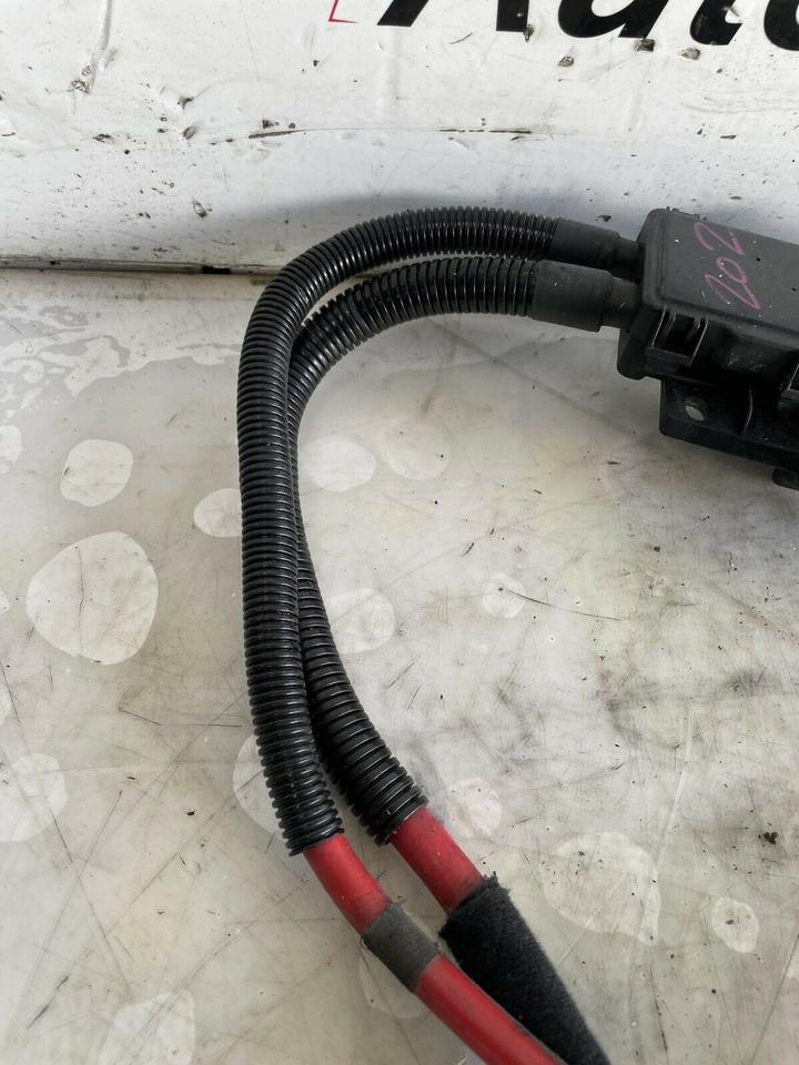 BMW 7er E65 E66 Batterie Pluspol Sicherungskasten 8387568 – Bild 4