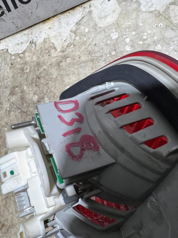 BMW 3er E91 LCI Rückleuchte Heckleuchte Hinten Rechts Links – Bild 18