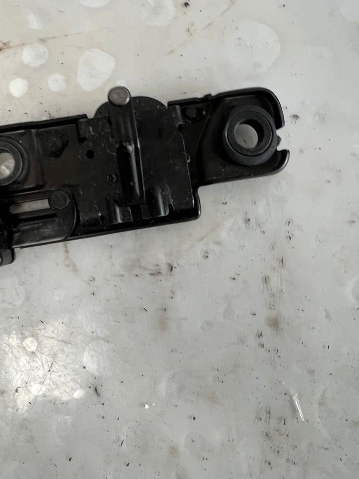 Audi A6 4F Heckklappenschloss 4F9827383 – Bild 5