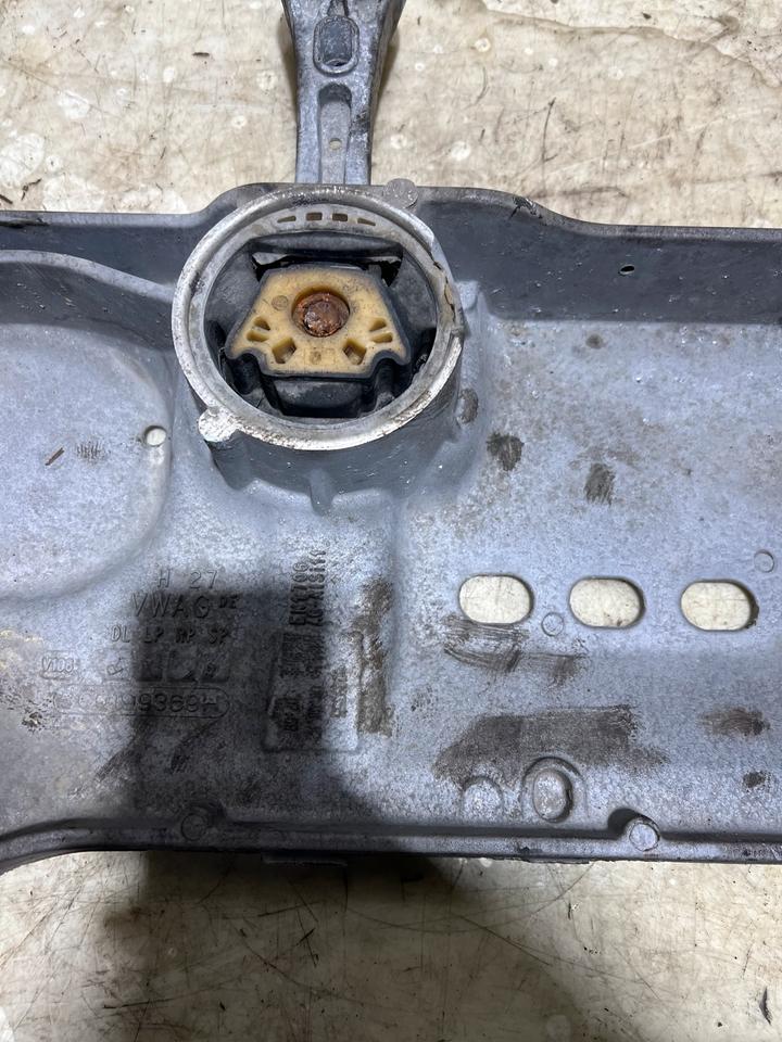 VW Passat Audi TT 8J Achse Vorderachse Vorderachsträger 3C0199369 – Bild 3