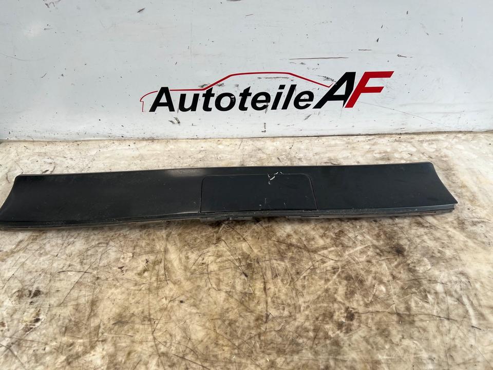 BMW 8er E31 Abdeckungsklappe Hinten 8108365