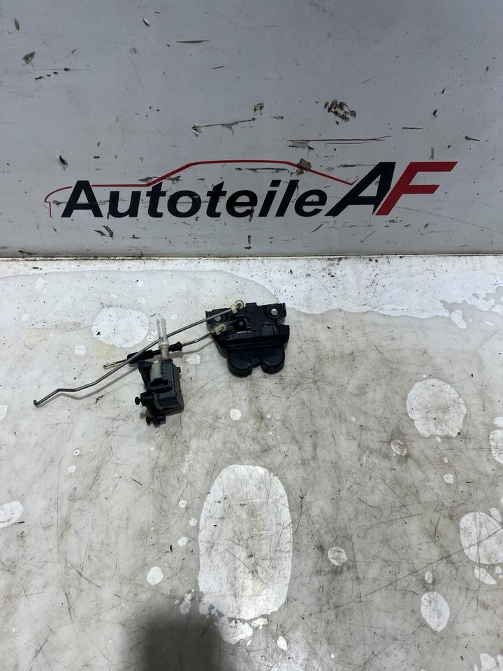 Audi A6 4B Heckklappenschloss Schloss 4B9827520