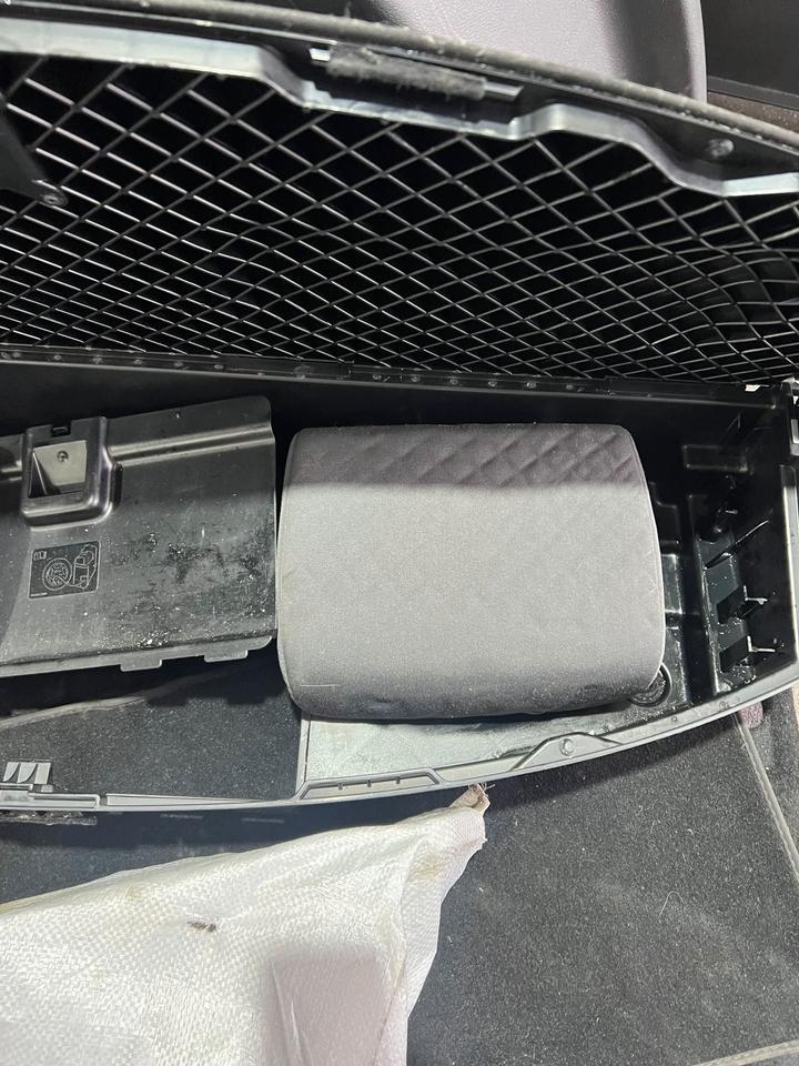 VW Touran 1T1 1T2 GP1 3.Reihe Sitzreihe Rücksitzbank Sitze Hinten – Bild 8