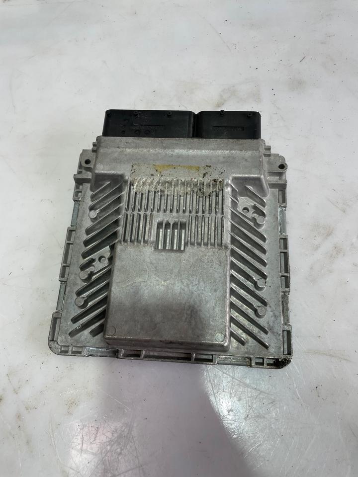 Audi A4 B8 8K 3.2 FSI CAL Motorsteuergerät Steuergerät 8K0907559 – Bild 5