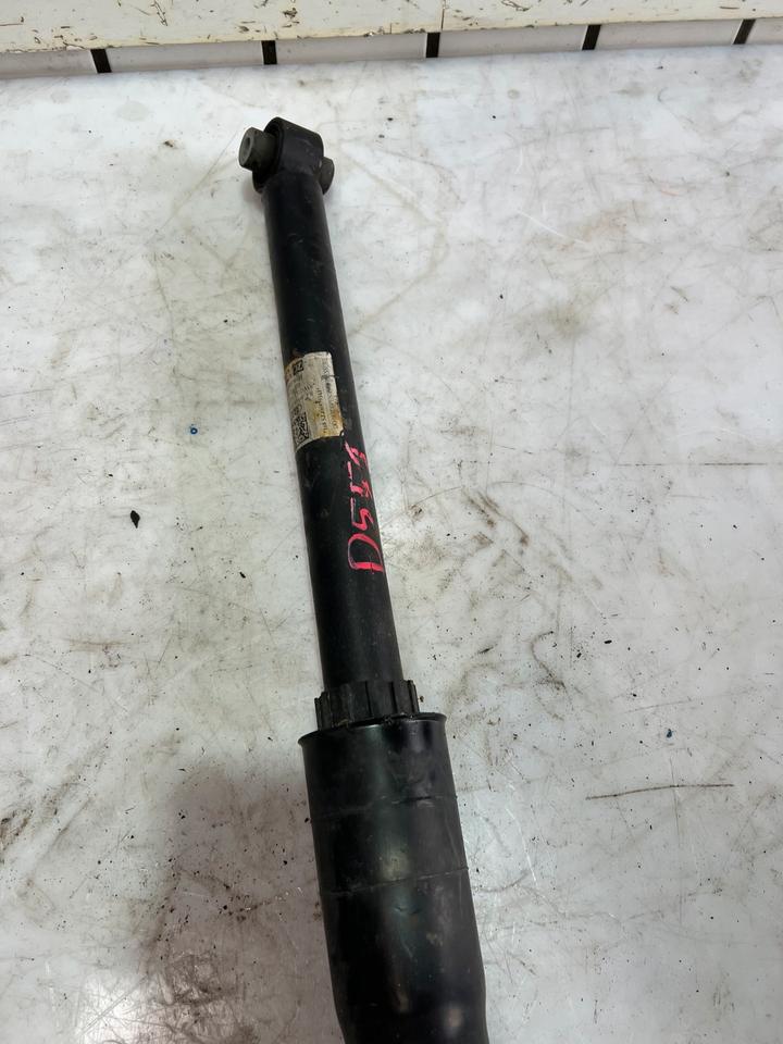 Audi A4 B9 8W Stoßdämpfern Federbein Dämpfer Hinten – Bild 4