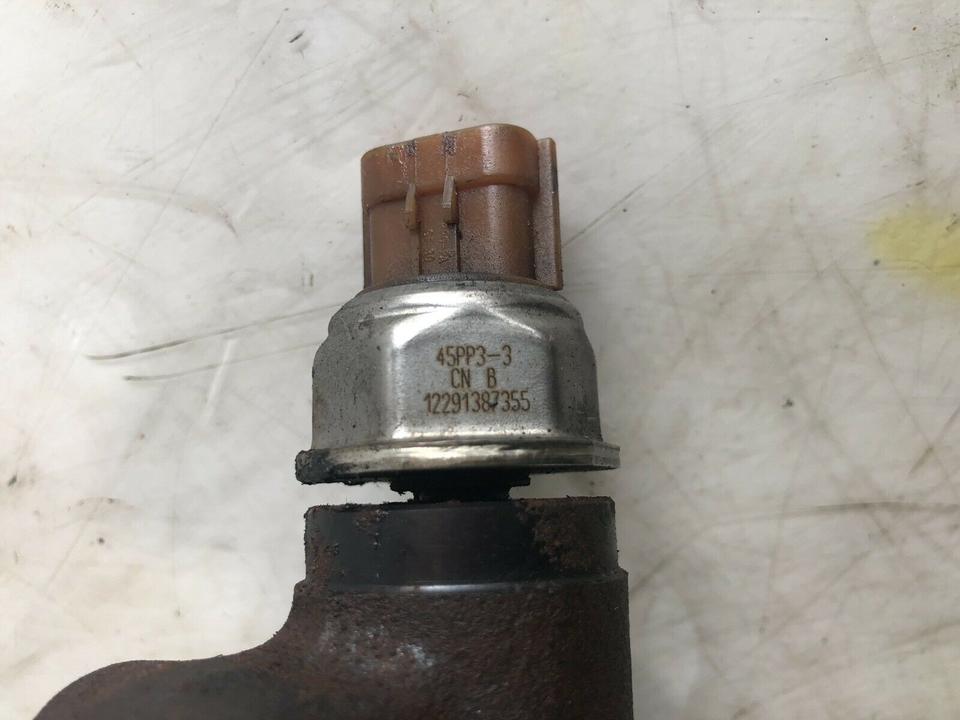 Mitsubishi Outlander III 2.2 4N14 Verteilerrohr Einspritzleiste – Bild 3