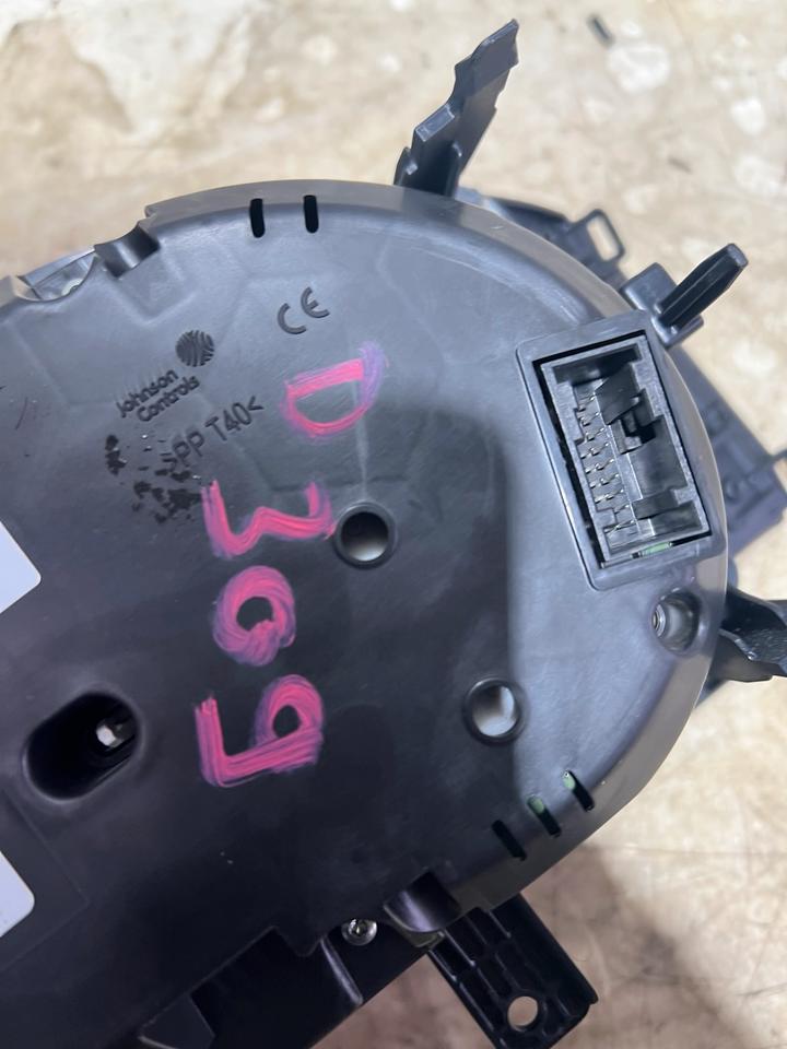 VW Golf 7 VII Tacho Tachometer Kombiinstrument 5G0920861B – Bild 5