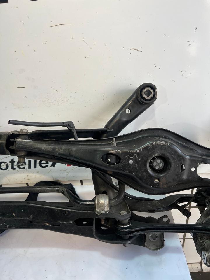 VW Passat B8 3G Hinterachse Achse Träger Hinten 5Q0511305 – Bild 3