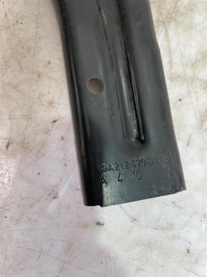 Mercedes E Klasse W212 Scheinwerfer Halter Strebe A2126200285 – Bild 5