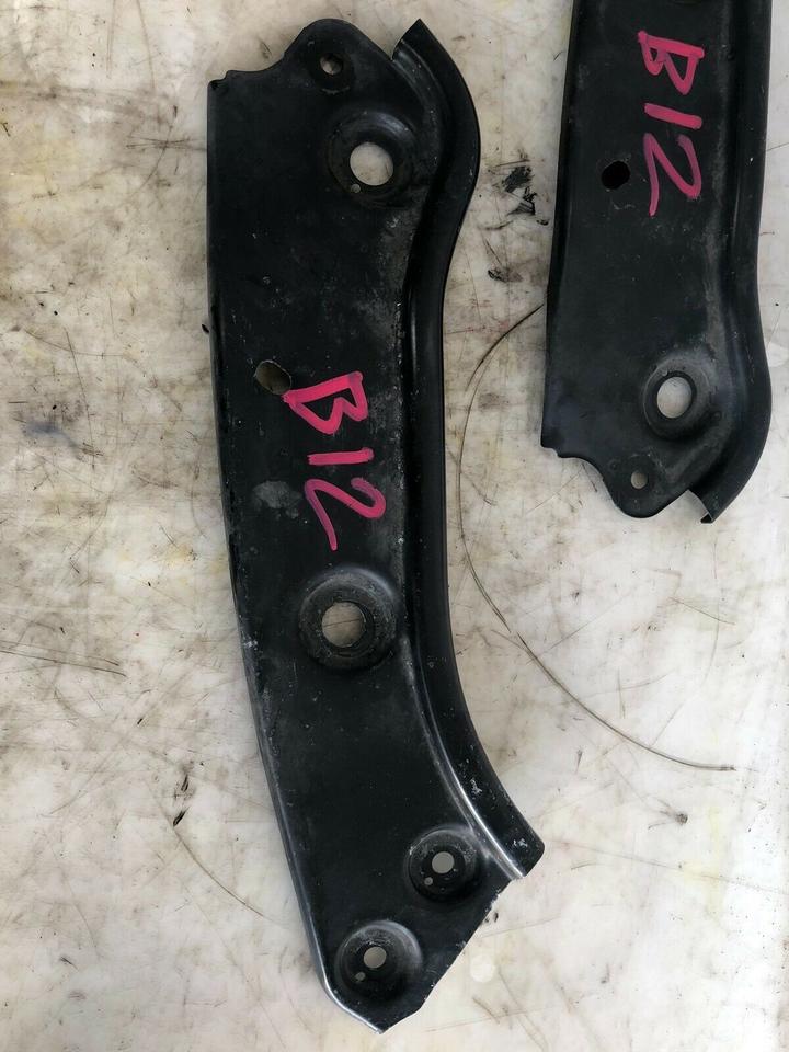 VW Touran 1T3 GP2 Schlossträger Halter Träger 1T0805932 1T0805931 – Bild 3