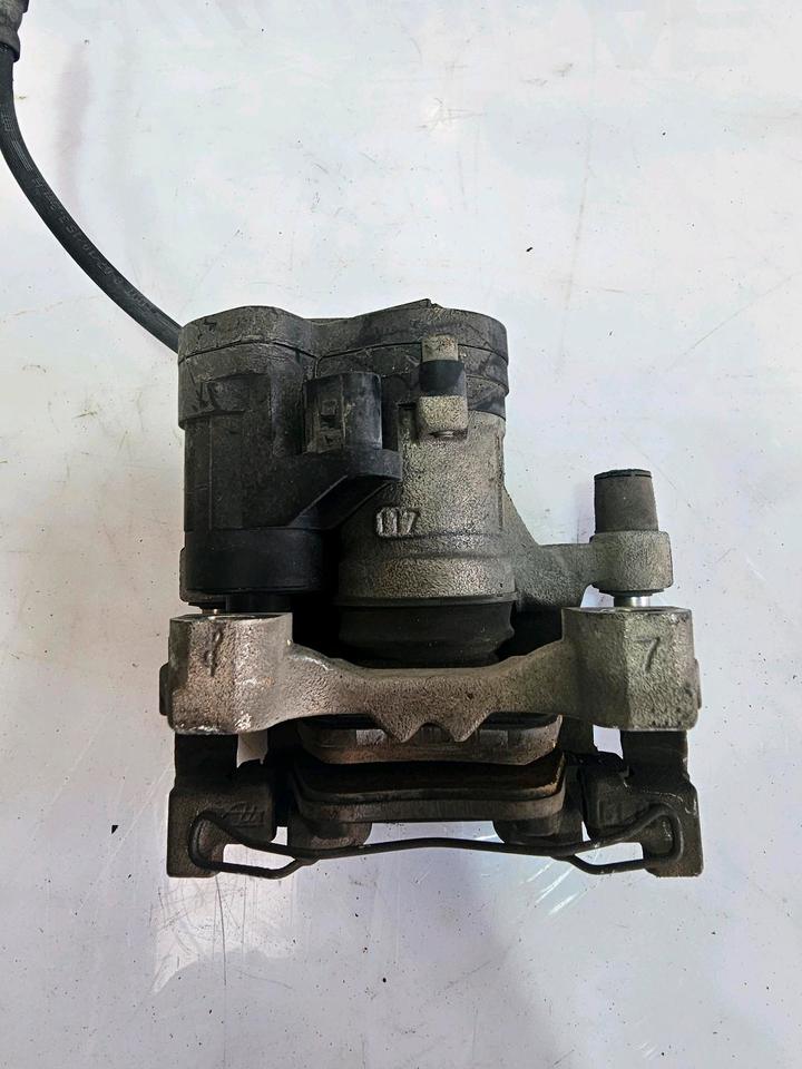 VW Passat B8 3G Bremssattel Bremse Hinten 3Q0615406 3Q0615405 – Bild 9