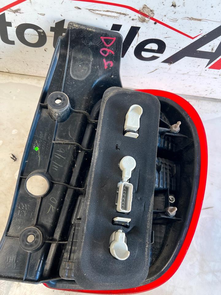 Nissan Micra K13 Rückleuchte Heckleuchte Hinten Rechts Links – Bild 6