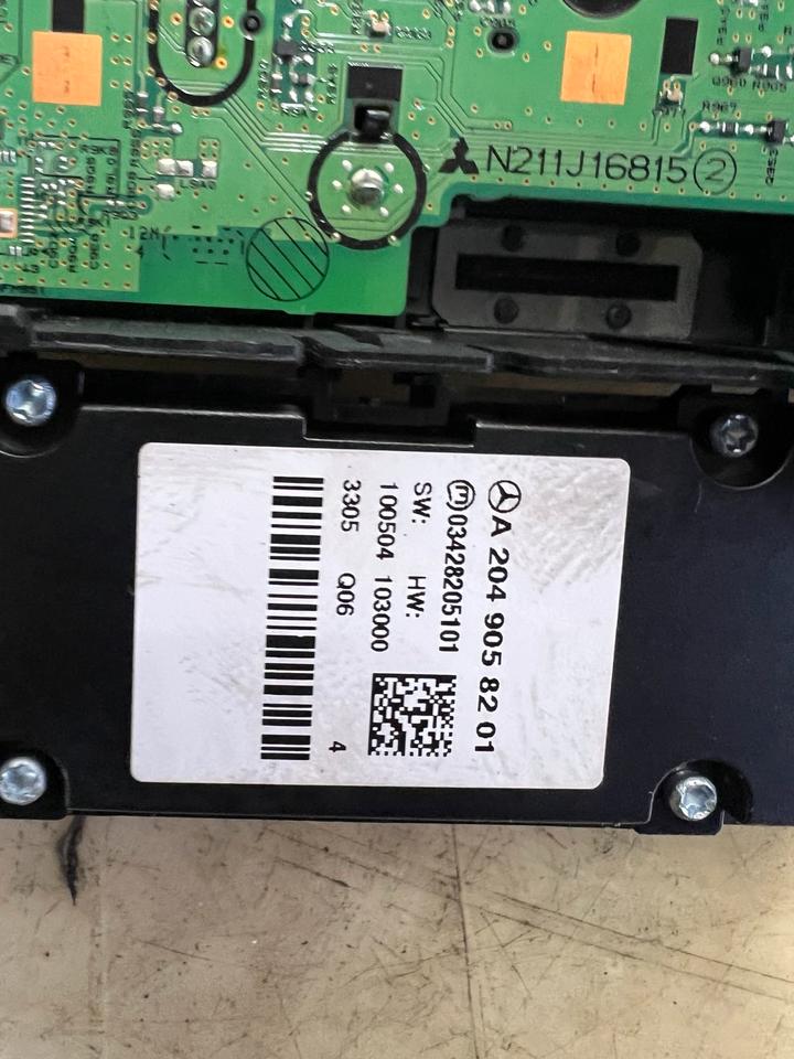 Mercedes W204 Schalterleiste Bedienteil Schalterblock A2049058201 – Bild 7