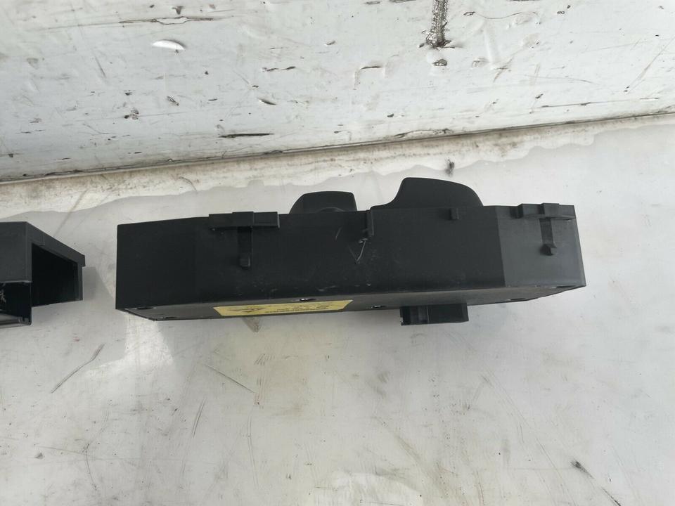 BMW 3er E92 Sitz Schalter Links Rechts 6936981 – Bild 5