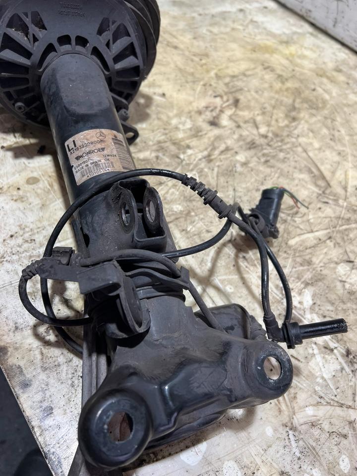 Mercedes CLS W218 Luftfederung Luftfederbein Stoßdämpfer Vorne – Bild 18