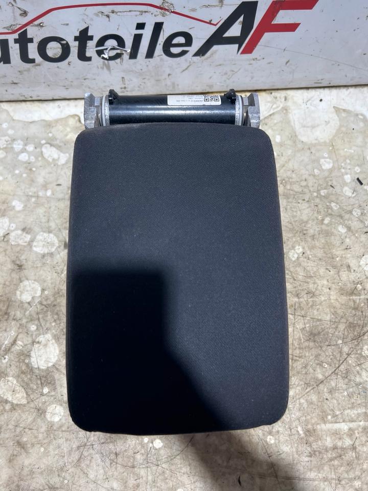 Audi A4 B9 8W Mittelarmlehne Armlehne 8W0864283A – Bild 2