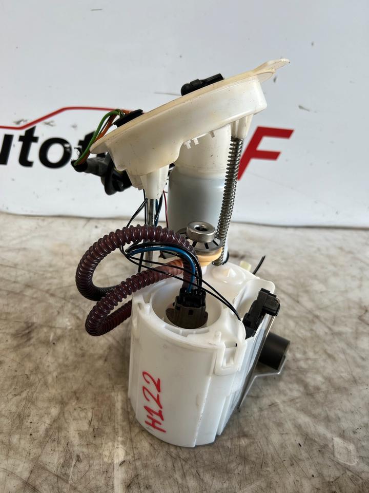BMW 3er F30 F31 328i Kraftstoffpumpe Benzinpumpe 7243975 – Bild 5
