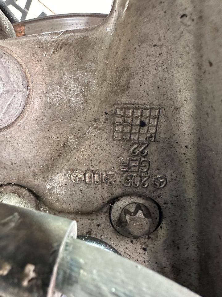 Mercedes W205 S205 Achsschenkel Radnabe Bremssattel Vorne – Bild 15