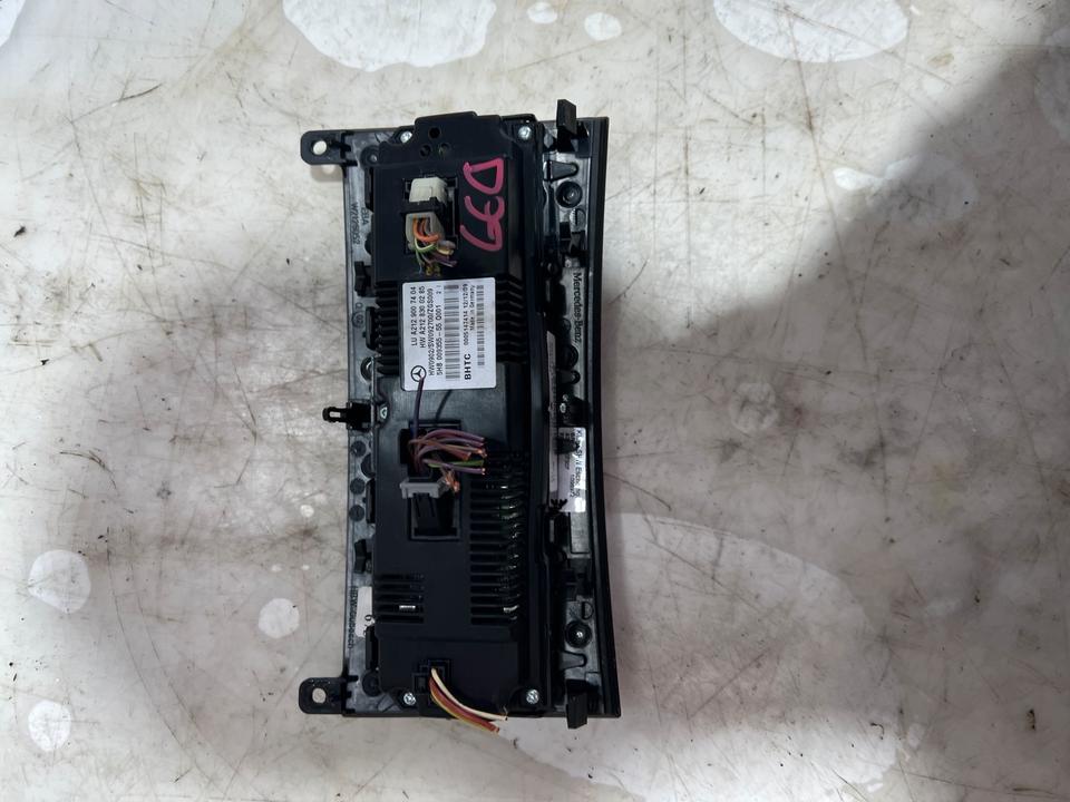 Mercedes E-Klasse W212 Klimabedienteil A2129007404 – Bild 4