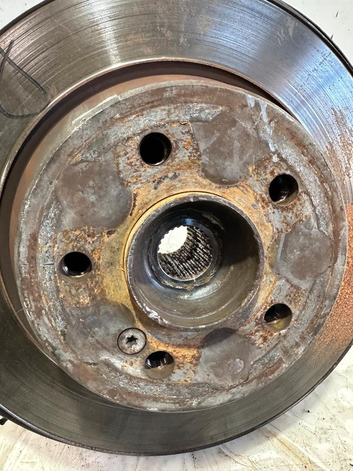 Mercedes W212 E350 CDI Achsschenkel Radnabe Radträger Hinten – Bild 11