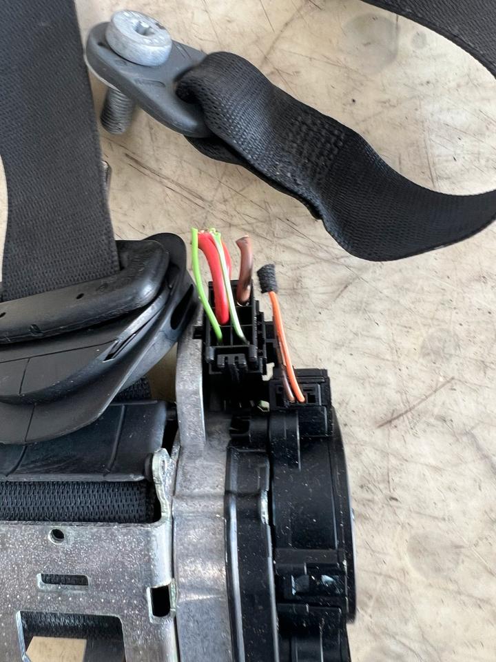 Mercedes S-Klasse W221 Sicherheitsgurt Gurt Vorne Rechts Links – Bild 16