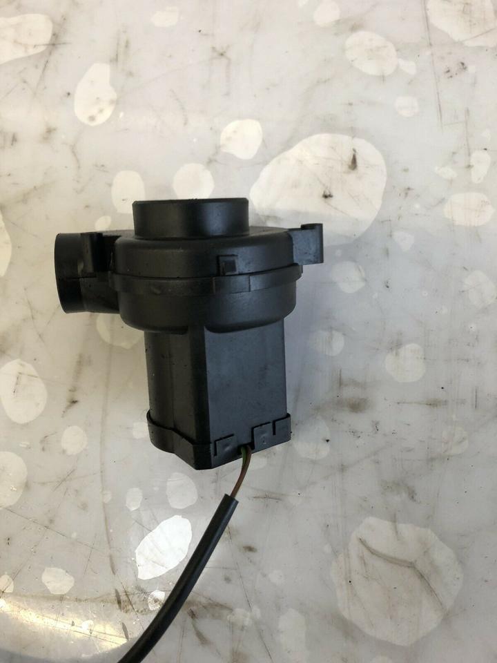 BMW 7er E65 E66 Zusatzlüfter Gebläsemotor 14380629 – Bild 3