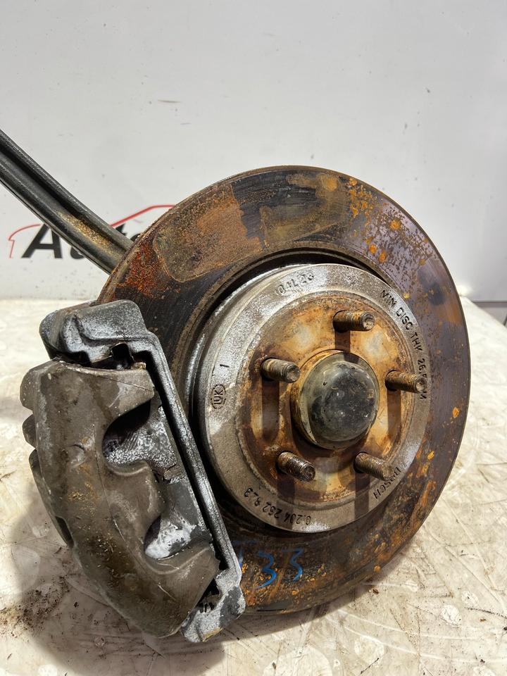 Chrysler 300c Achsschenkel Radnabe Bremssattel Vorne – Bild 11