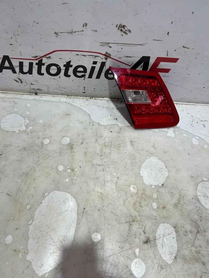 Mercedes E-Klasse W212 LED Rückleuchte Innenleuchte Rechts Links – Bild 2