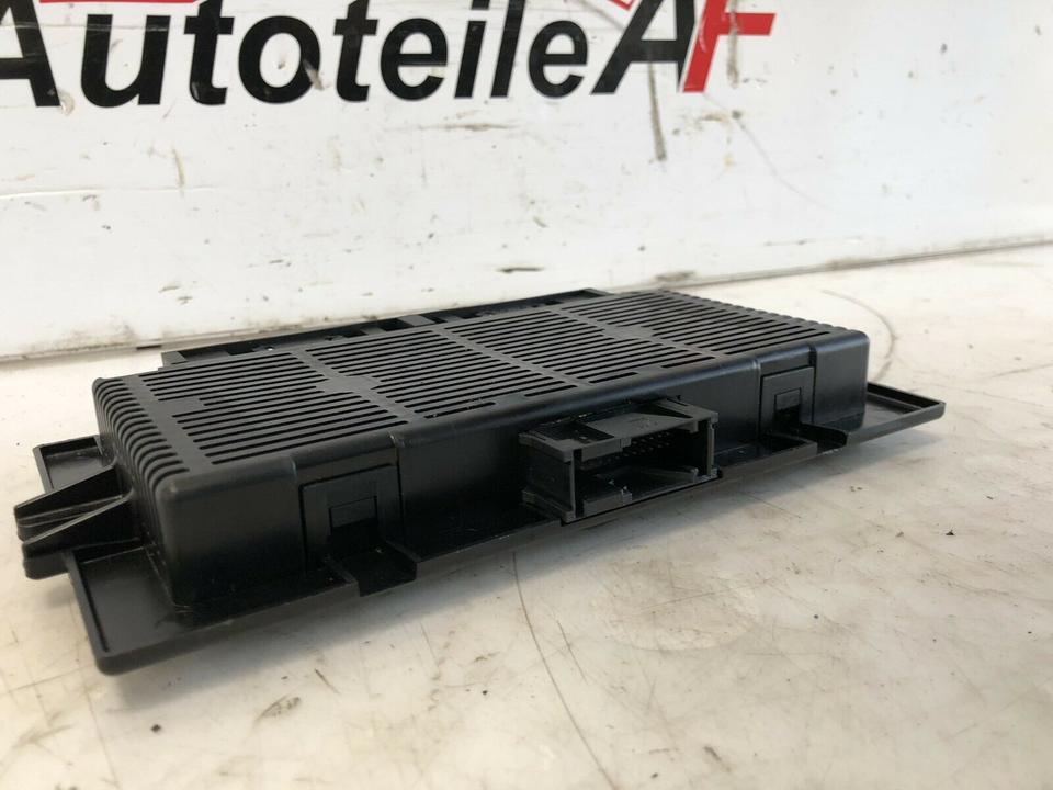 BMW 1er 3er E87 E90 E91 Fußraummodul Steuergerät 6988003 – Bild 4