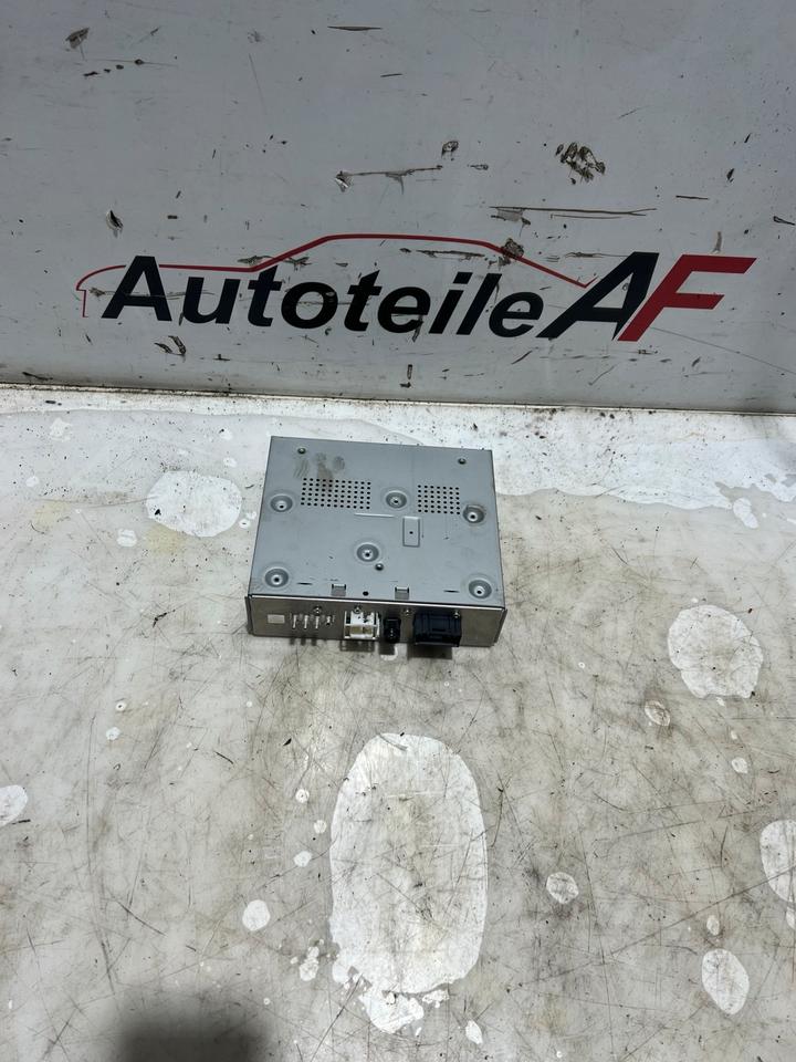 Mercedes E-Klasse W212 Multimedia Digital Radio A2129000017