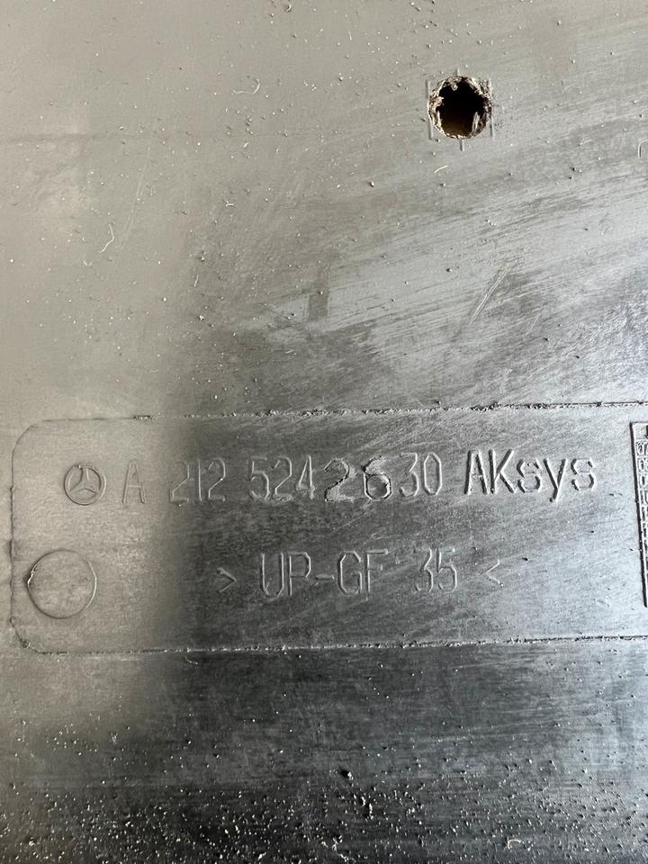 Mercedes E-Klasse W212 Unterbodenschutz A2125242630 – Bild 5
