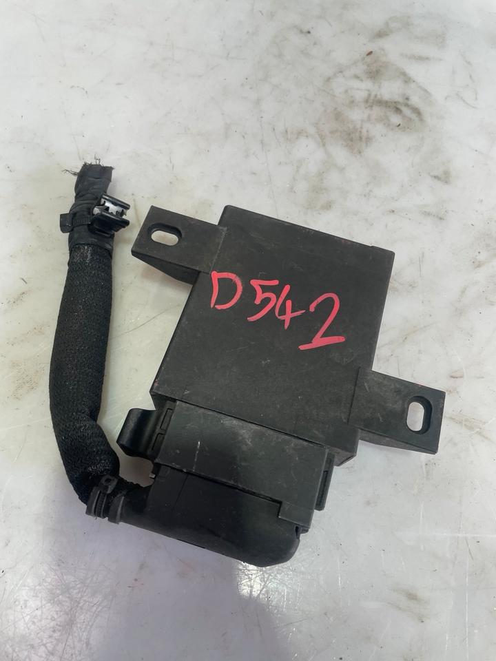 Audi A3 8V Steuergerät Kraftstoffpumpe 4H0906093D – Bild 4