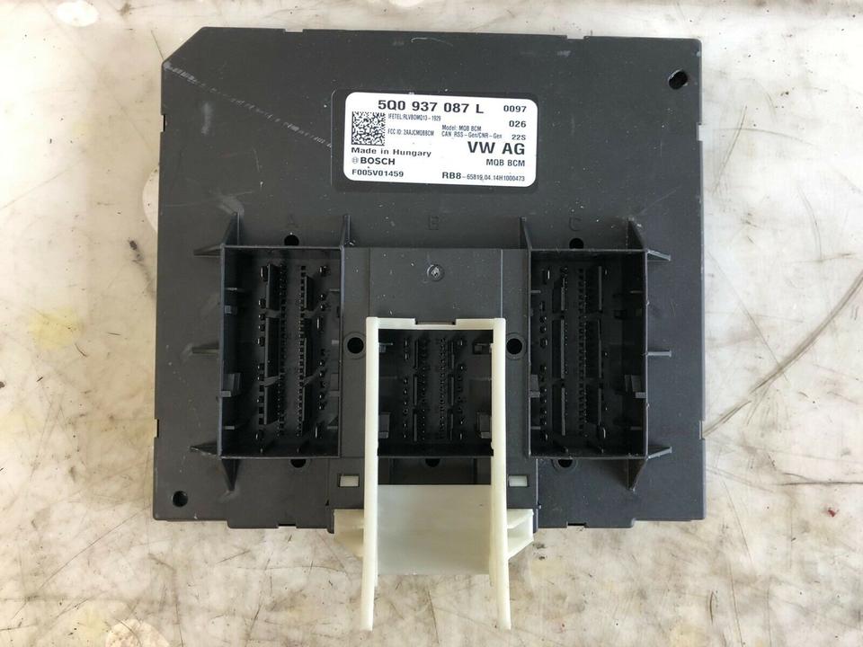 VW Golf 7 VII Elektrische Heckklappensteuergerät 5Q0937087L – Bild 2