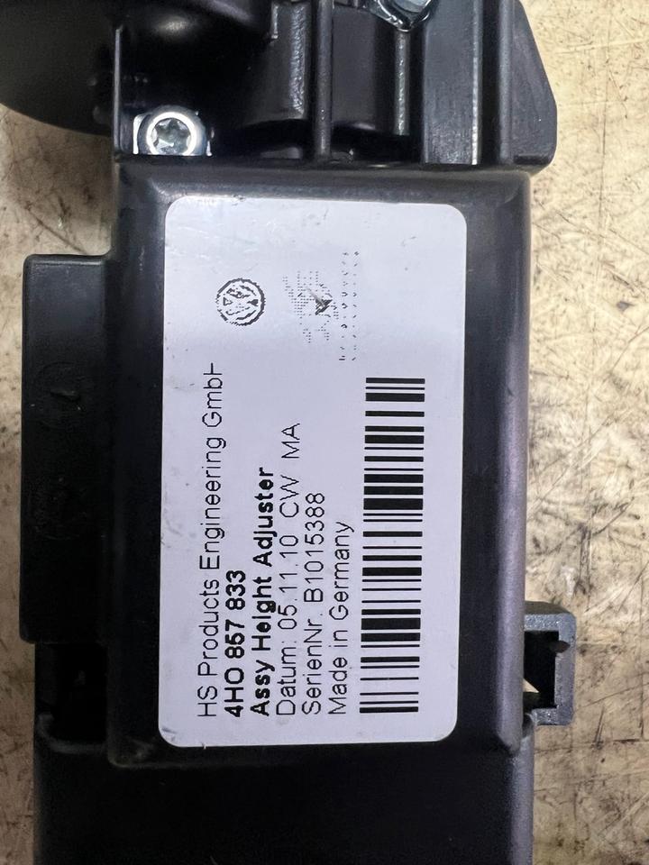 Audi A8 4H Gurtversteller Sicherheitsgurt Höhen 4H0857833 – Bild 5