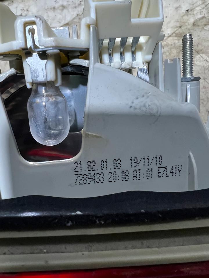 BMW 3er E91 LCI Rückleuchte Heckleuchte Hinten Rechts Links – Bild 9