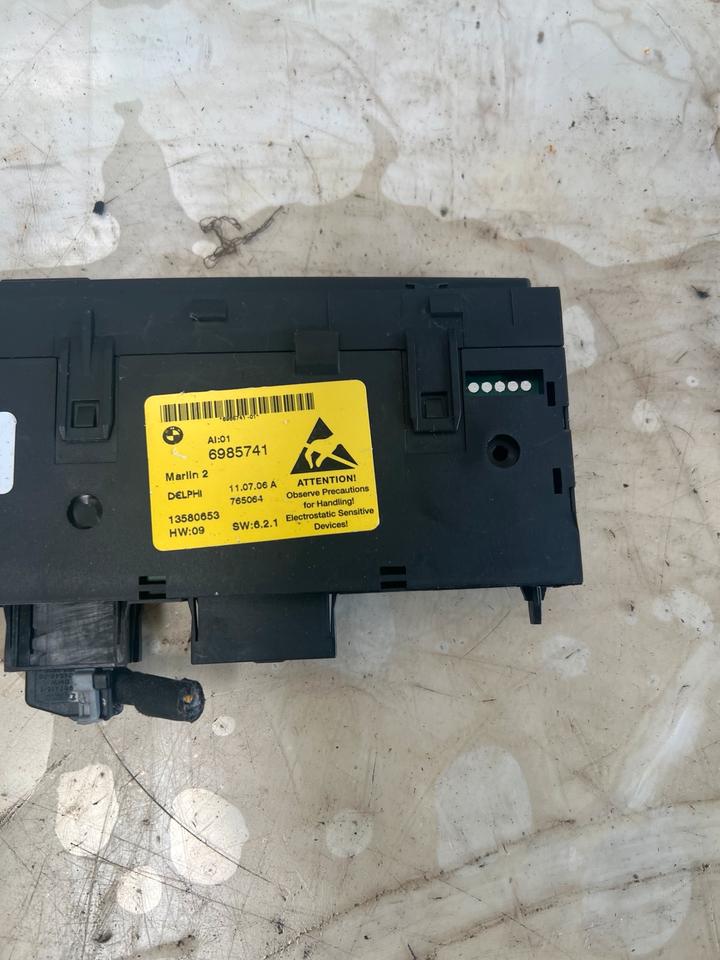 BMW 5er E60 E61 Elektronikmodul Steuergerät 6985741 – Bild 2