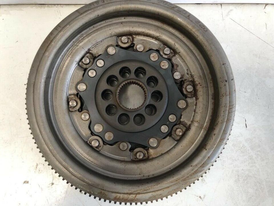 VW Audi TT 8N 3.2 Schwungscheibe Zweimassenschwungrad 022105266S – Bild 2