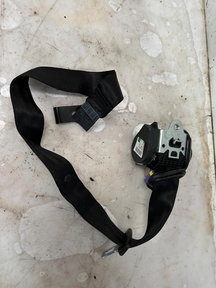 Audi A3 8P Sicherheitsgurt Rechts Links 8P4857705 8P4857706 – Bild 10