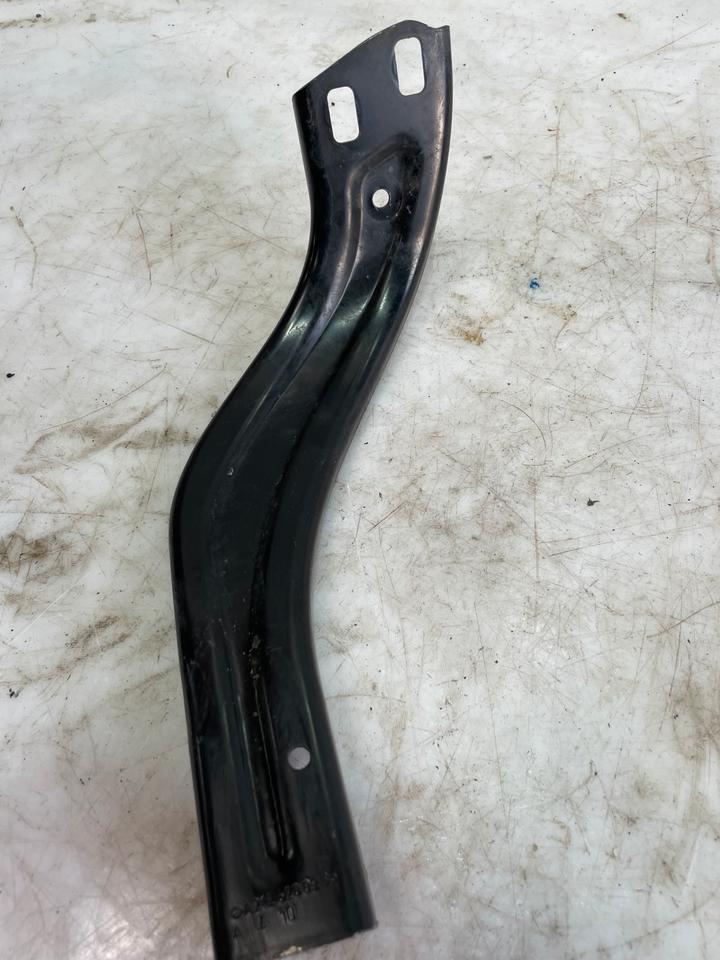 Mercedes E Klasse W212 Scheinwerfer Halter Strebe A2126200285 – Bild 8