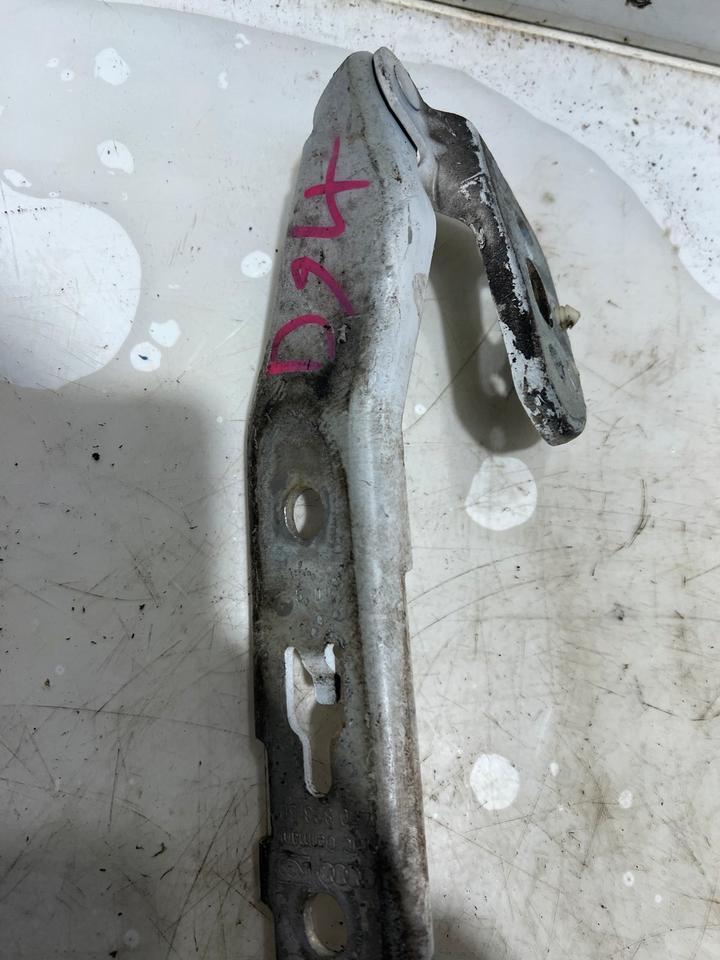 Audi A6 4F Motorhaubenscharniere Scharniere 4F0823302 4F0823301 – Bild 7