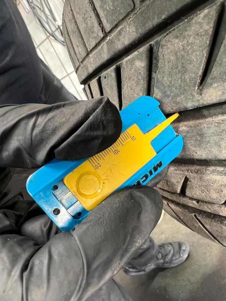 BMW 3er E92 E93 Energy 225/35R19 19 Zoll Reifen Felgen – Bild 15